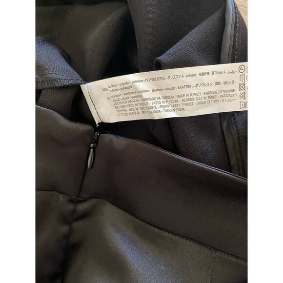 Zara Women Black Satin Ruffled Mini Short Dark Academia Style XS - Picture 4 of 5